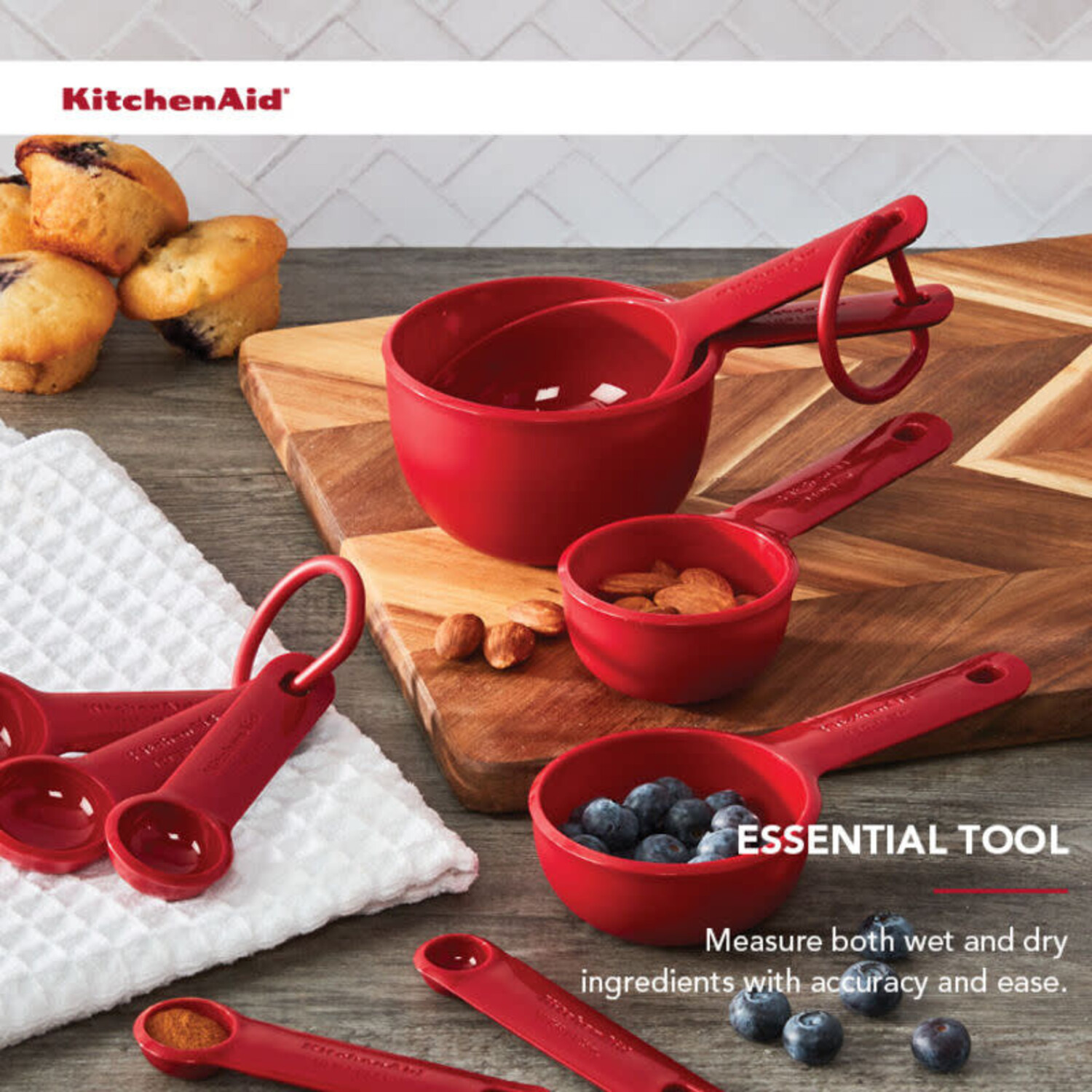 measuring cups & spoons set, red WAIT - Whisk