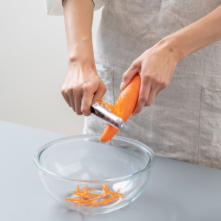 Japanese Julienne Peeler