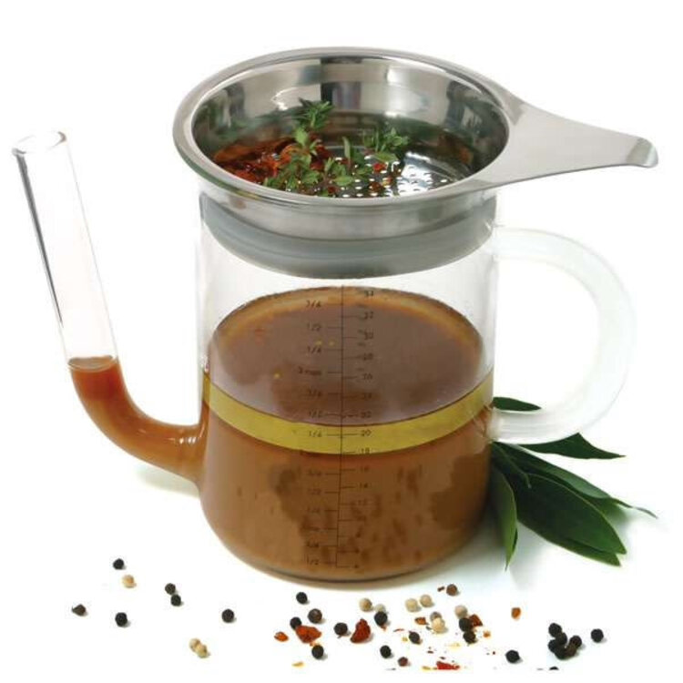 4 cup Glass Fat Separator with Strainer