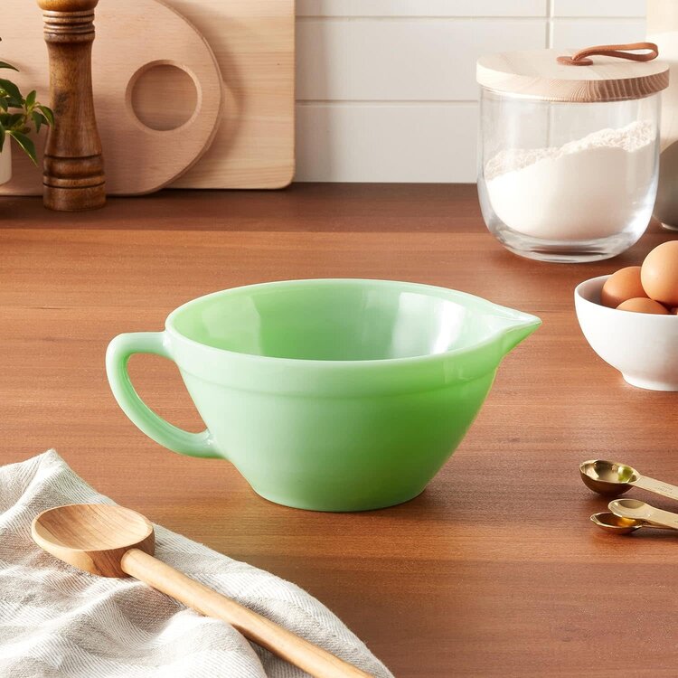 1.25 quart Jadeite Batter Bowl