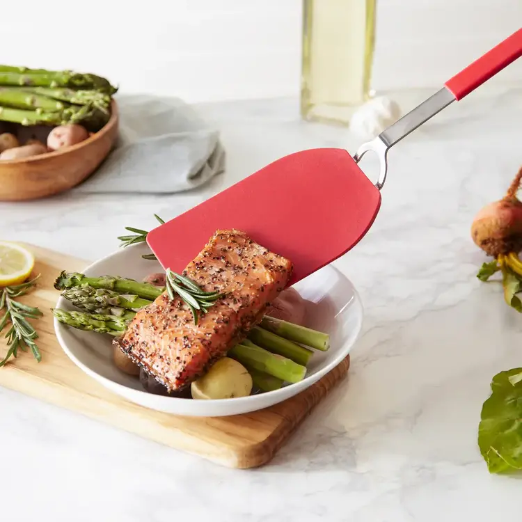 Red Nylon Offset Flex Turner/Spatula