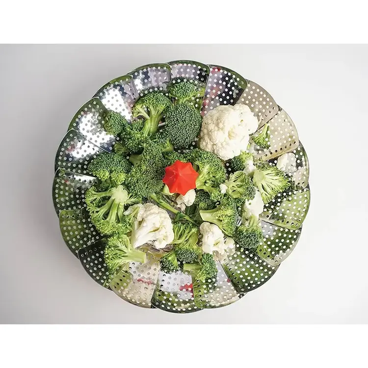 Steamin In The Rain 9" Vegetable Steamer
