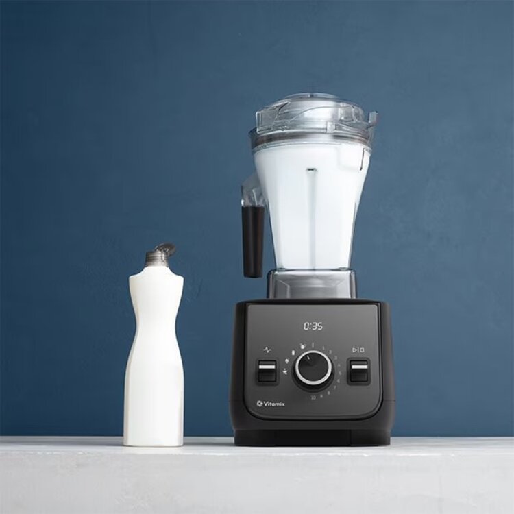 Polar White Vitamix Ascent X2 Blender