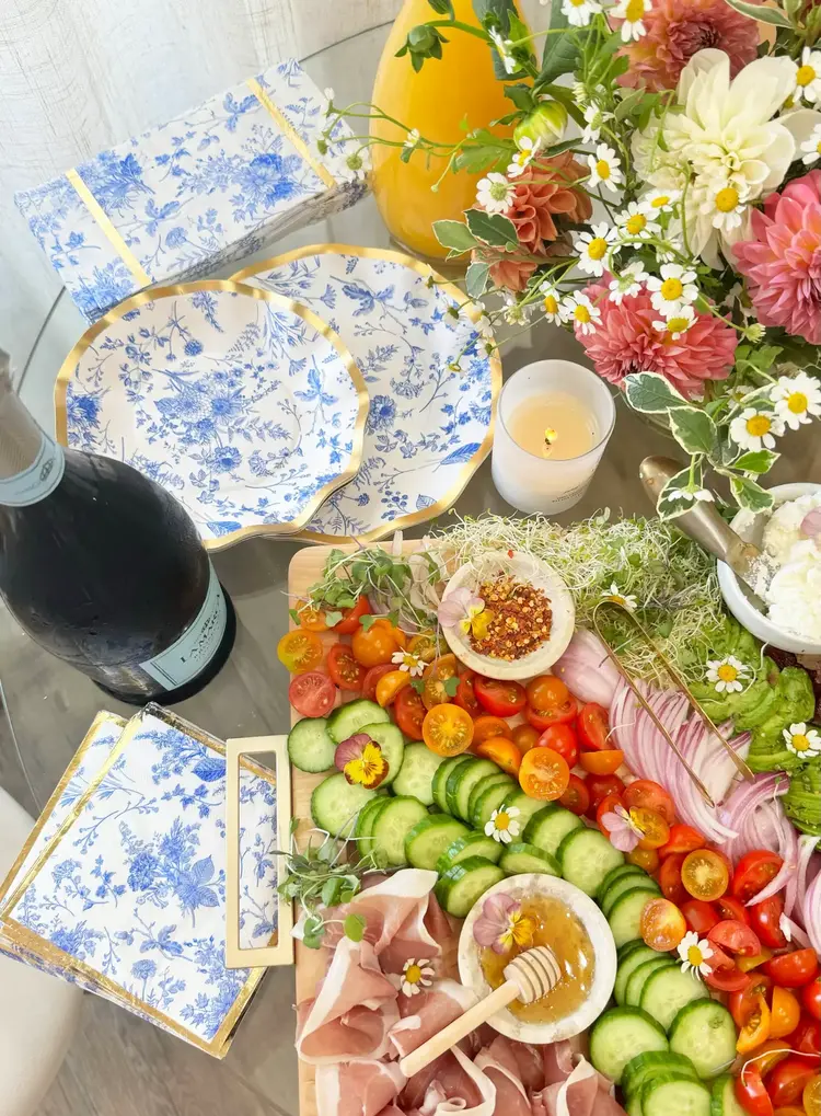 Blue Floral Paper Dinner Plates, set of 8