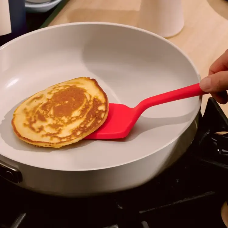 GIR | Get It Right Red Mini Turner