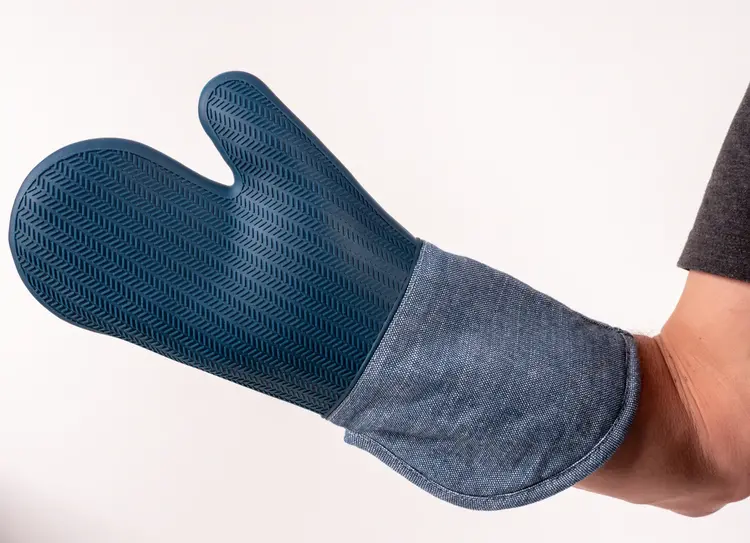 Blue Silicone Oven Mitt