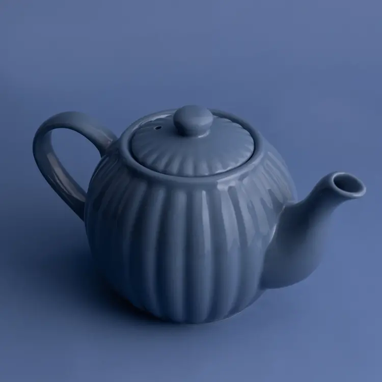6 cup Ribbed Bluebell Teapot