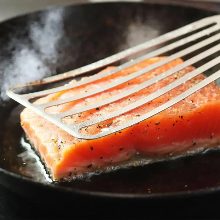 Walnut Handle Fish Spatula