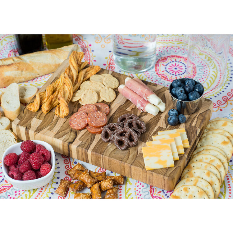 12x8" Teak Cutting Board