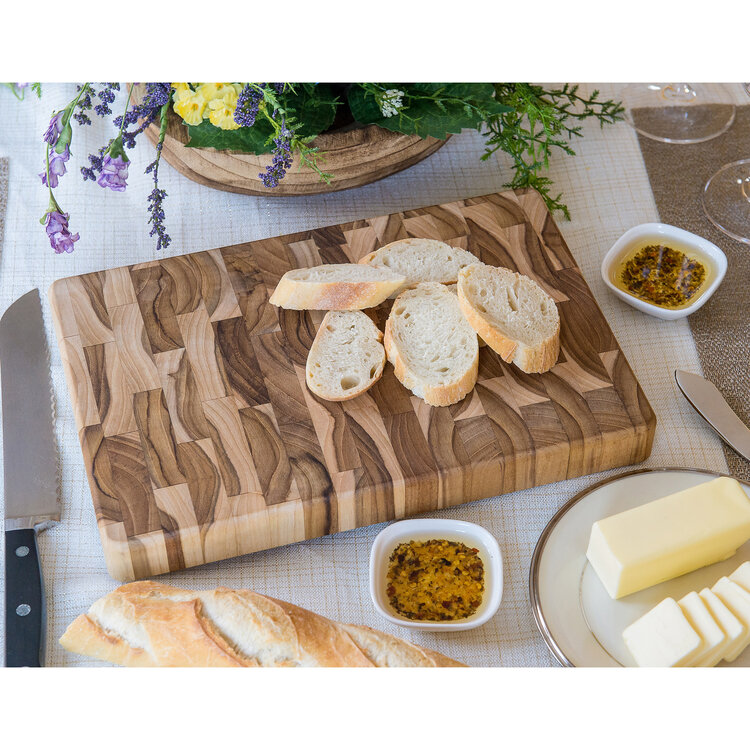 12x8" Teak Cutting Board