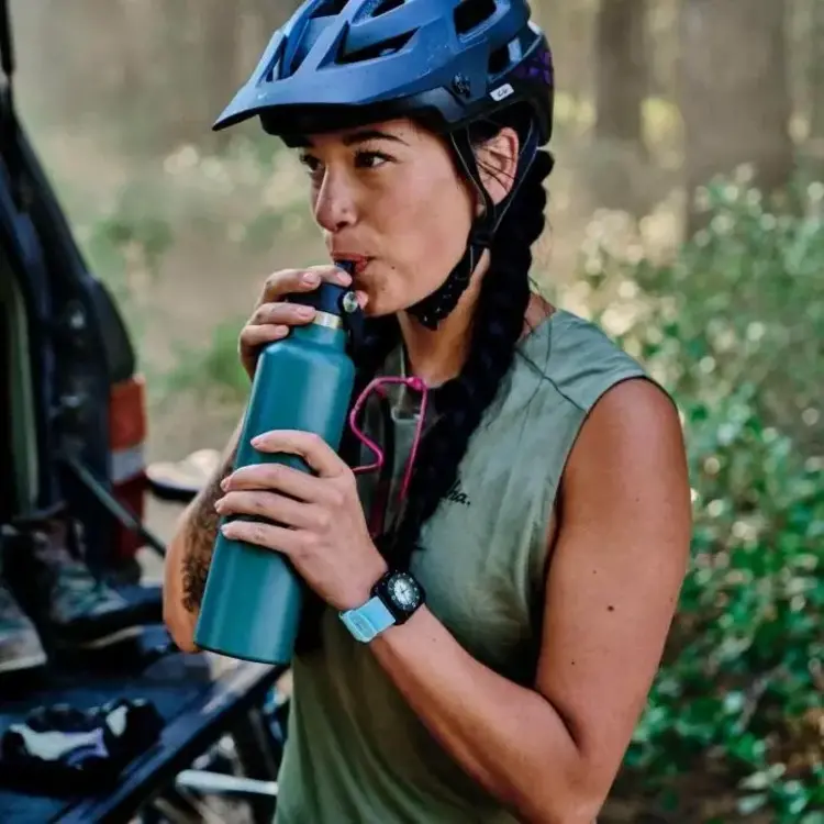 Hydro Flask 24oz Cascade Water Bottle with Straw