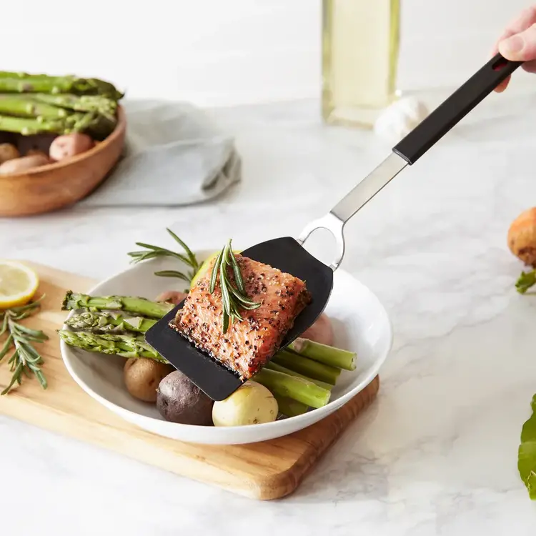 Black Nylon Medium Turner