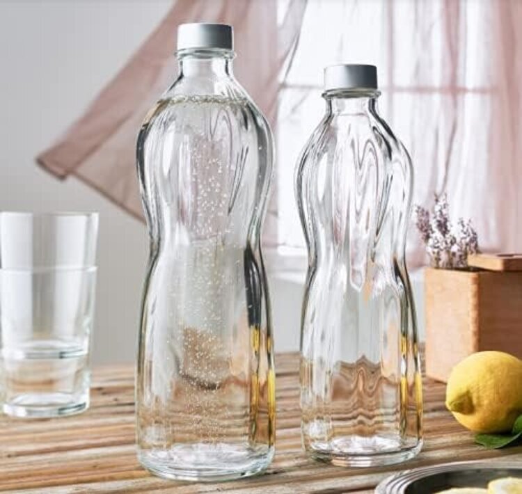 34oz Glass Water Carafe & Lid