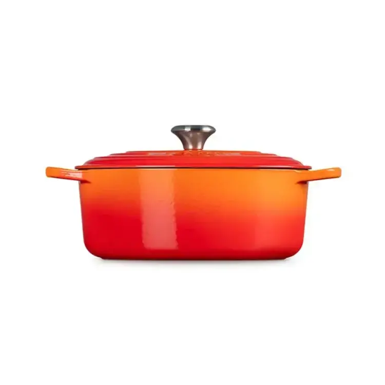 Le Creuset Le Creuset 5 quart Oval Flame Dutch Oven