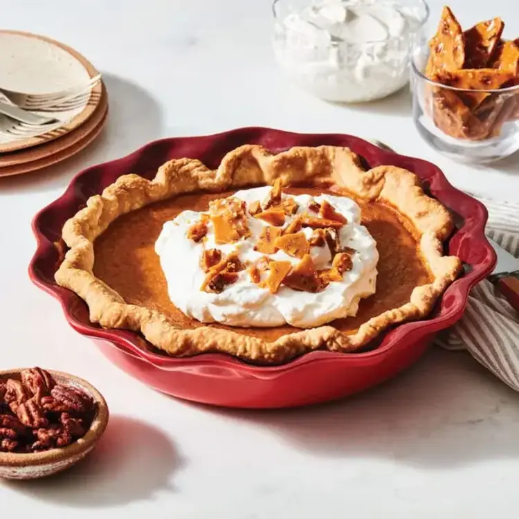 Le Creuset Le Creuset Fluted Cherry Pie Dish