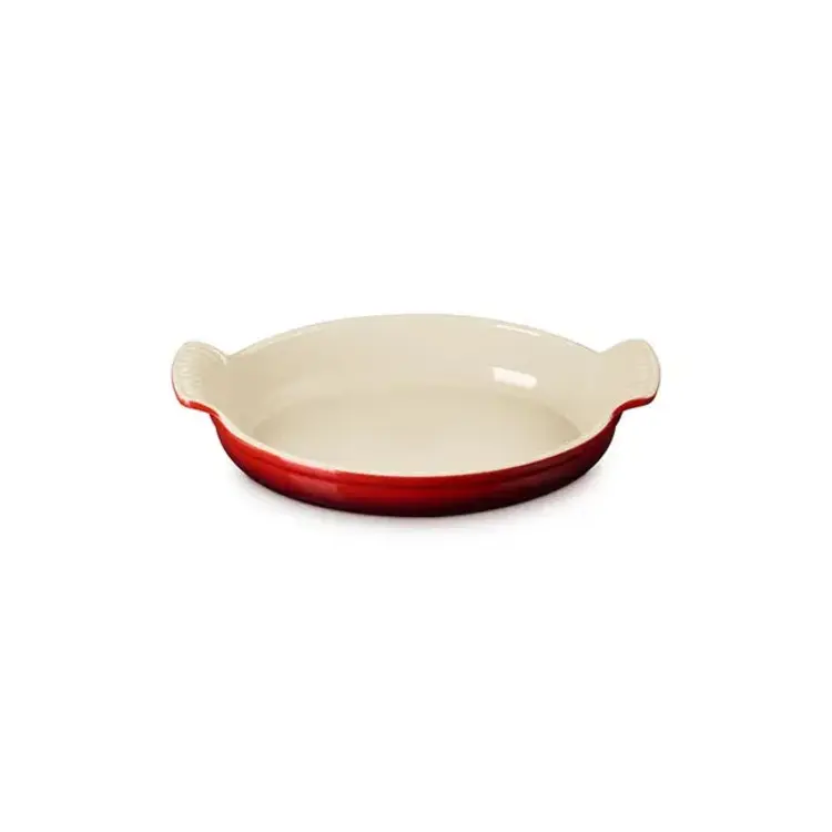 Le Creuset 1.75 quart Cherry Oval Baking Dish