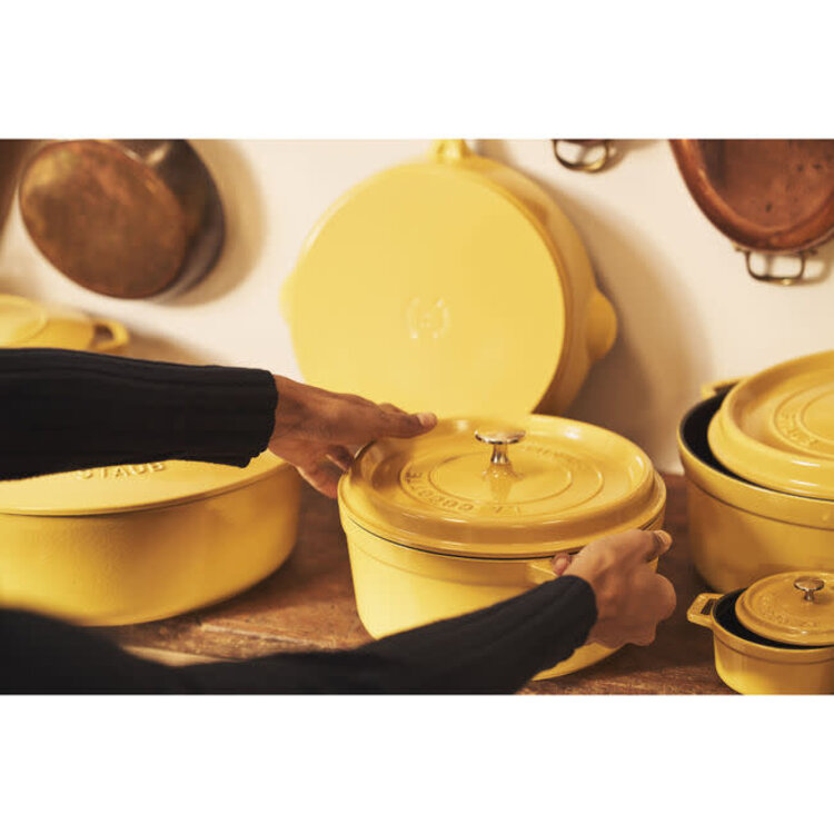 Staub Staub 4 quart Citron Dutch Oven
