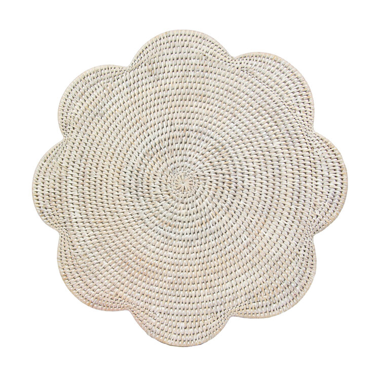 Cream Scalloped Rattan Placemat