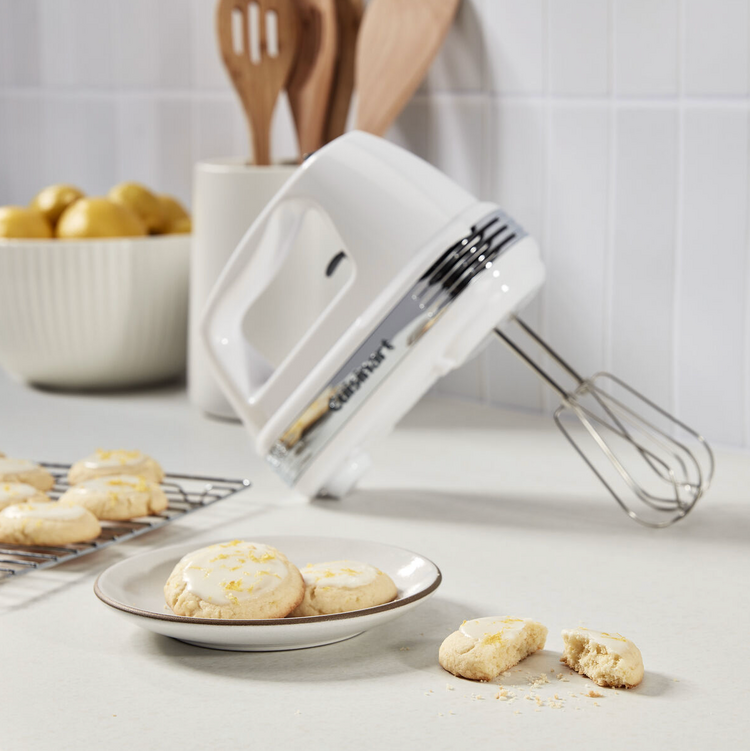Cuisinart 9-speed Hand Mixer with Case