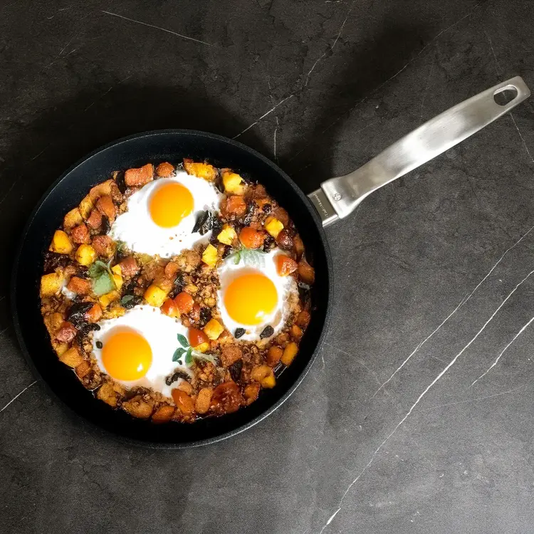 Swiss Diamond 10.25" Ceramic Induction Frying Pan