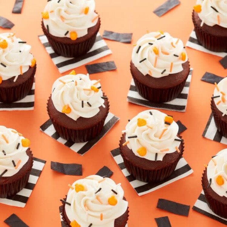 Wilton 16oz Medium Consistency White Buttercream Icing