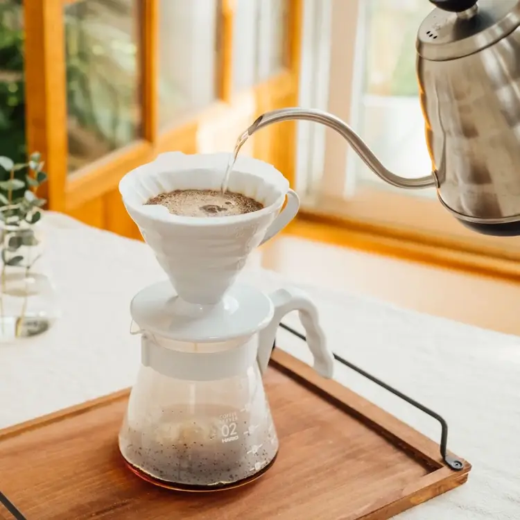 Hario Hario White #2 Pourover Brew Kit