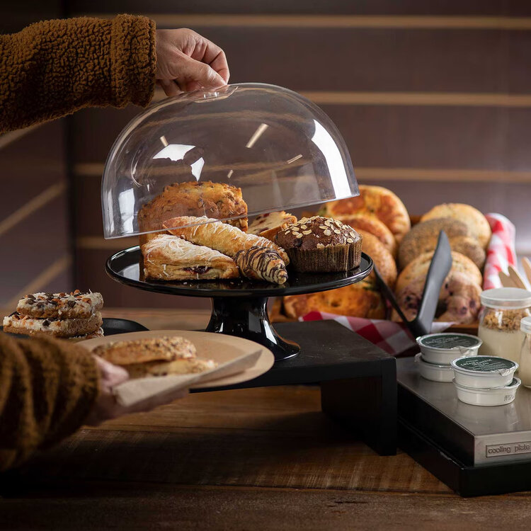 Clear Plastic Cake Dome