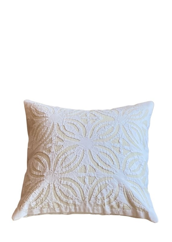 applique toss pillow