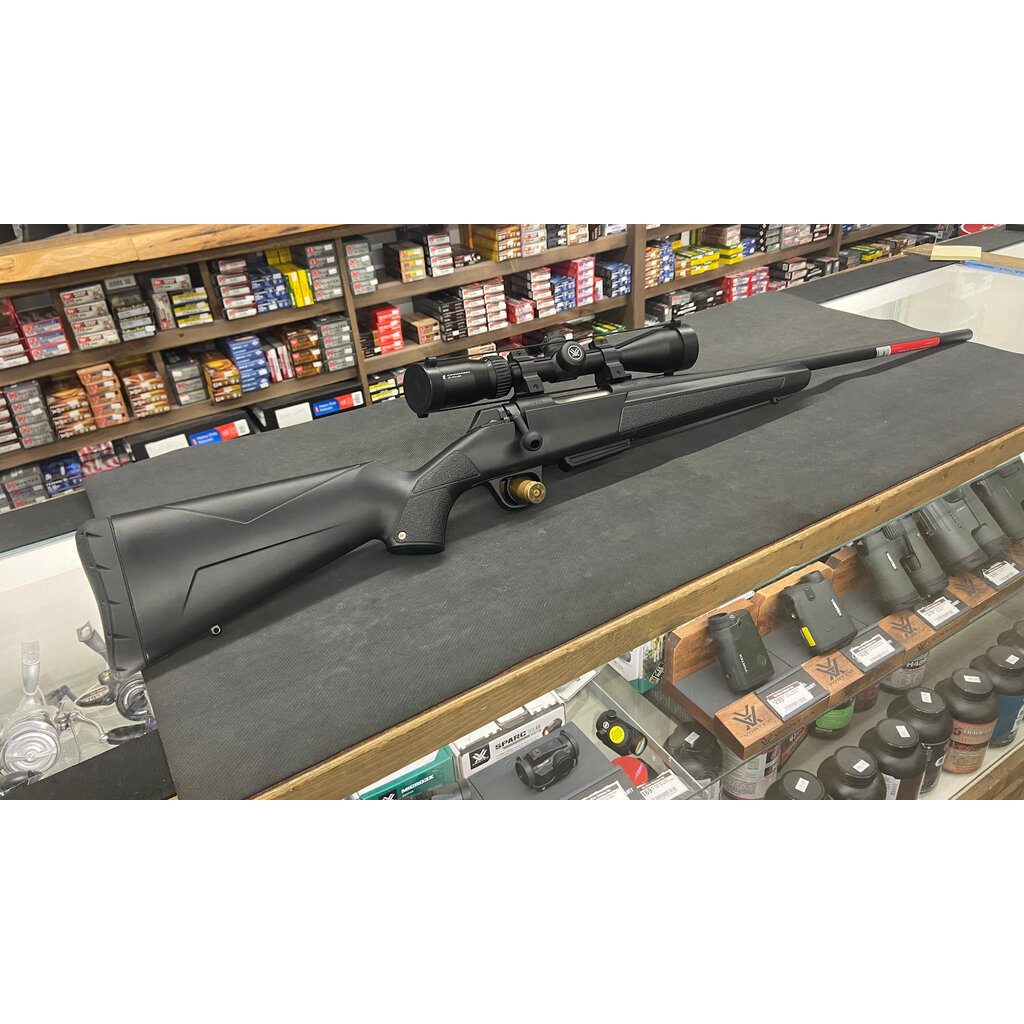 Winchester XPR 243win w/Vortex Crossfire 3-9x40mm + Box + Extra mag