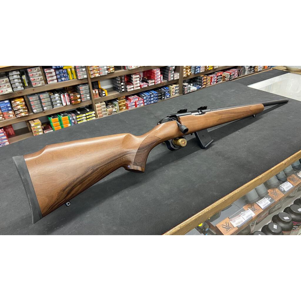 Howa M1100 Wood 22wmr