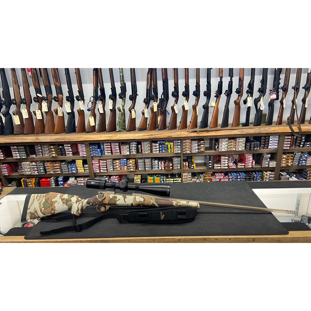 Weatherby First Lite 6.5-300 Wby 28" w/ Vortex PST 5-25 MIL