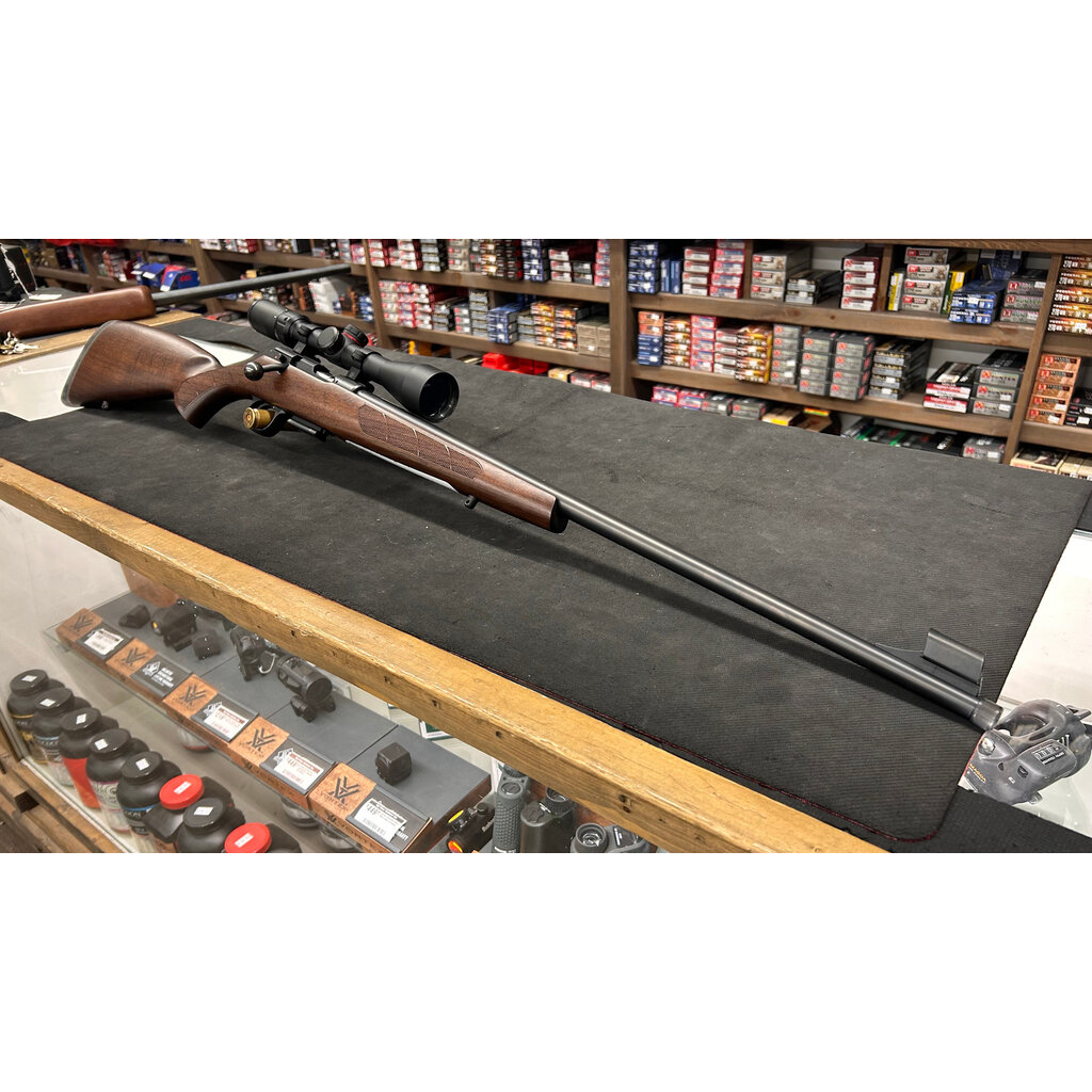 CZ 457 Lux 17 HMR w/Simmons 3-9x40
