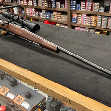 CZ 457 Lux 17 HMR w/Simmons 3-9x40