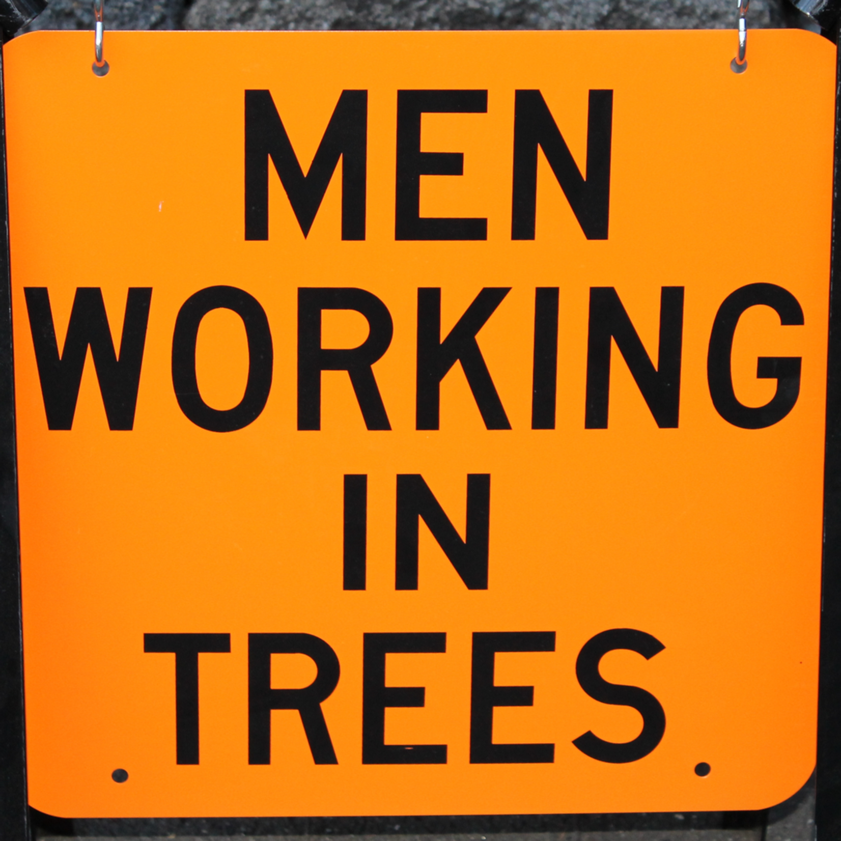 USA-SIGN® Sign Kit 18 A Frame Style -Men Working In Trees