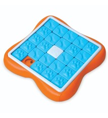 Outward Hound Outward Hound Nina Ottosson Challenger Slider Dog Puzzle