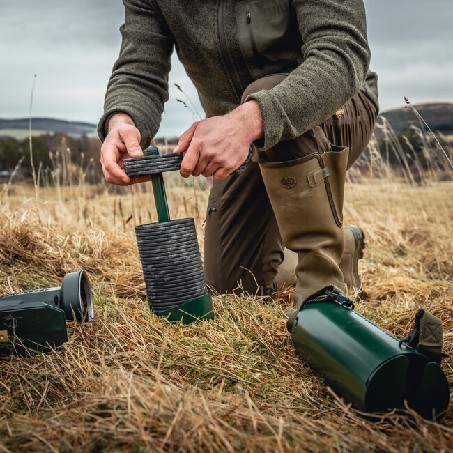 Nordic Clays Clay Magazine for Bio-Clays, Holds up to 50 Clays, 4.2 Lbs, Includes shoulder strap, Moss Green