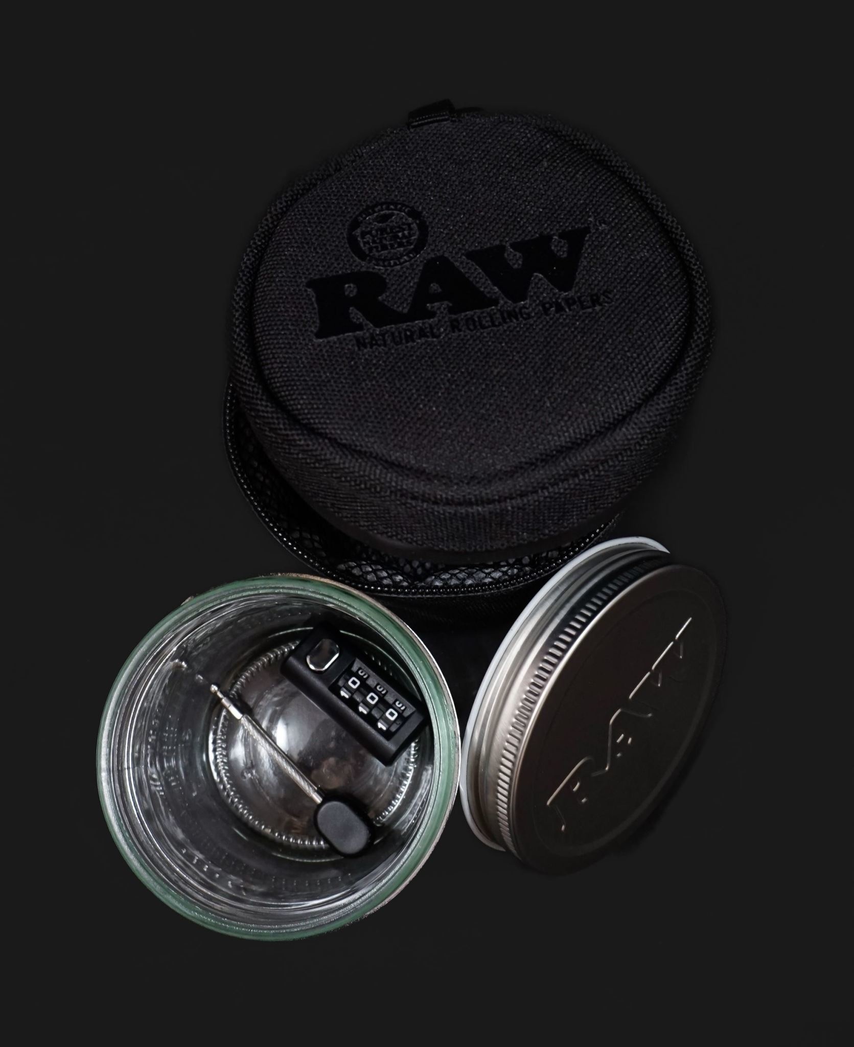 Raw Raw SmellProof 10oz Jar & Cozy w/ Lock Slightly Burnt Out