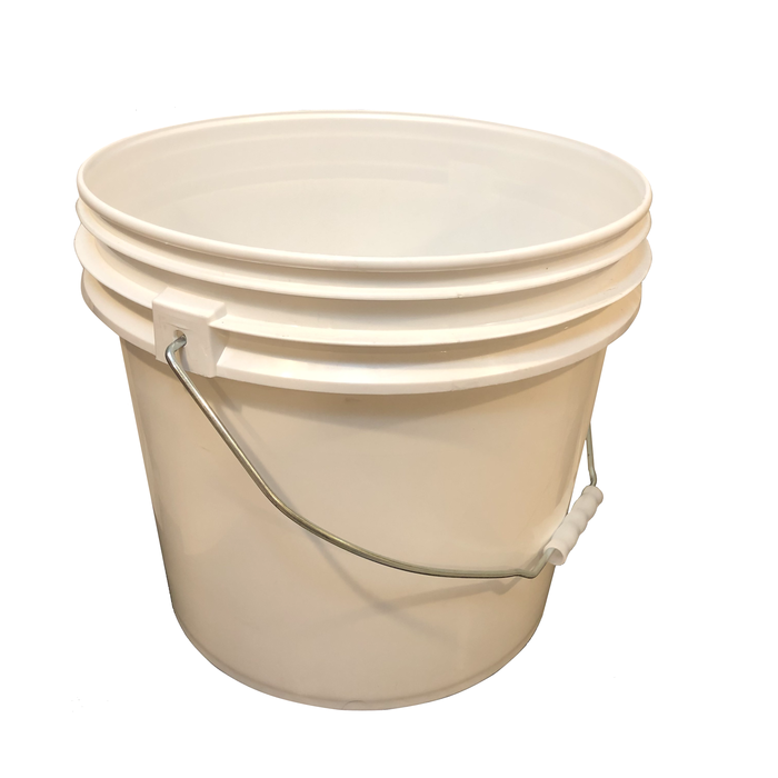 Lee Fisher Sports 3.5 Gallon Bucket with Metal Handle