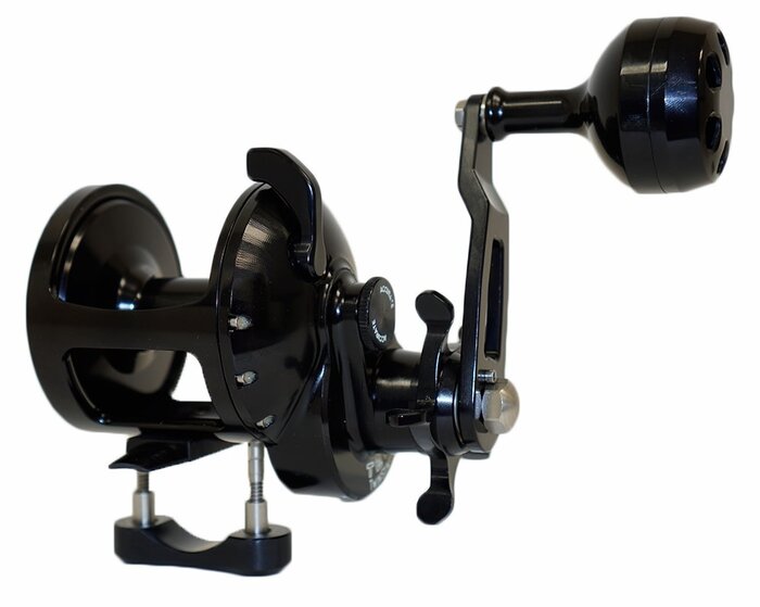 Accurate Tern Star Drag Conventional Reel