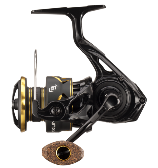 13 Fishing Axum Spinning Reel