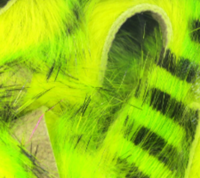 Hareline Dubbin Magnum Tiger Barred Strips