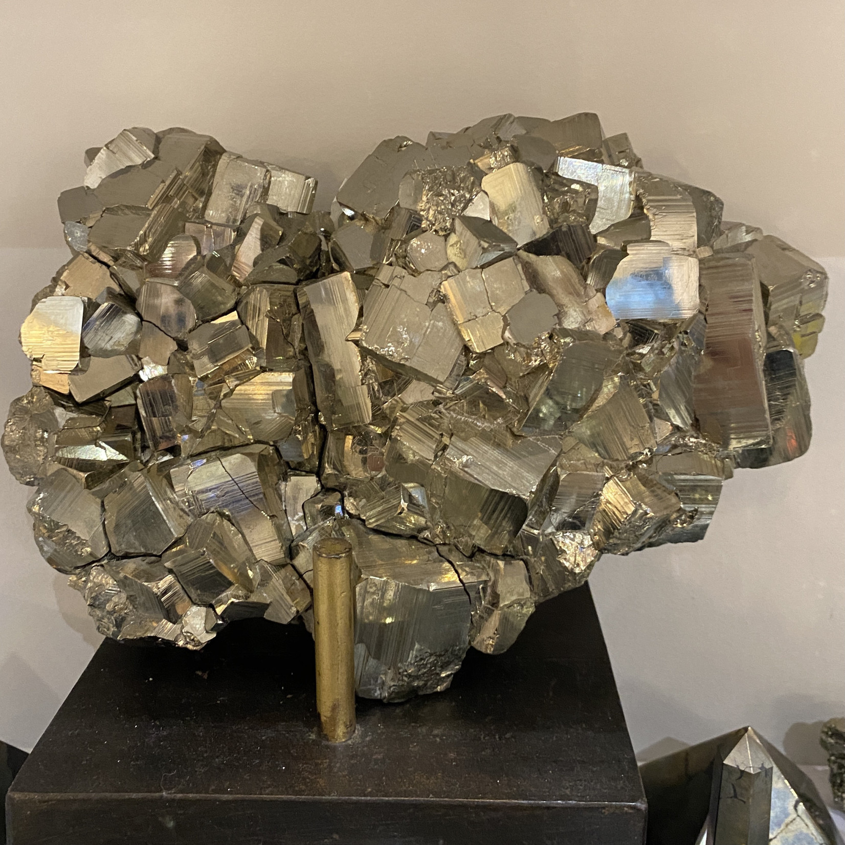 Cubic Pyrite Cluster