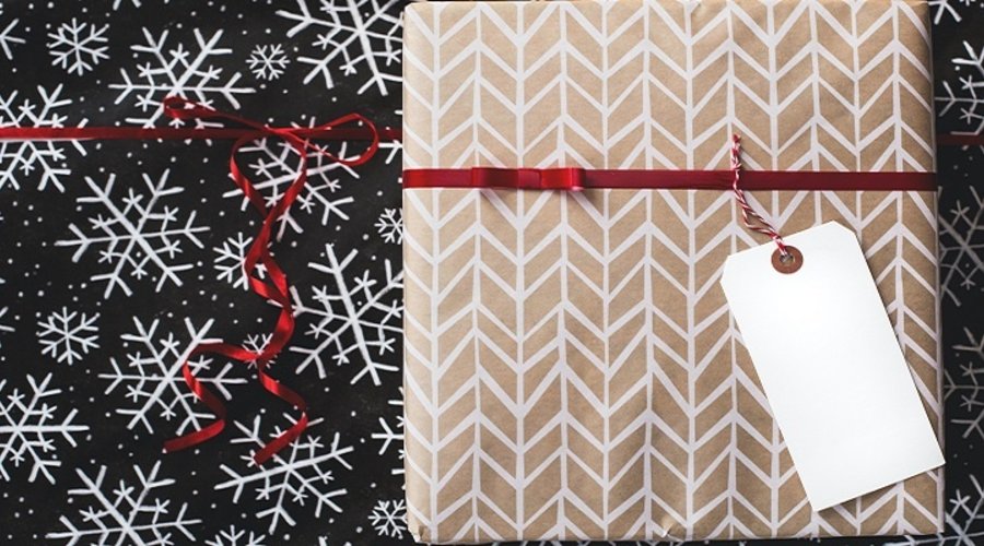 Support Your Local Smoke Shop and Record Store This Holiday Season