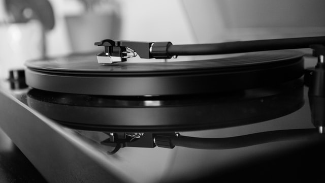Tips on Caring for Your Turntable
