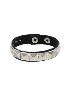 Single Row Pyramid Stud Leather Bracelet