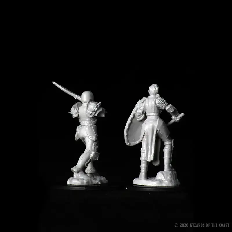 Wizkids D&D Unpainted Minis: Human Fighter Female