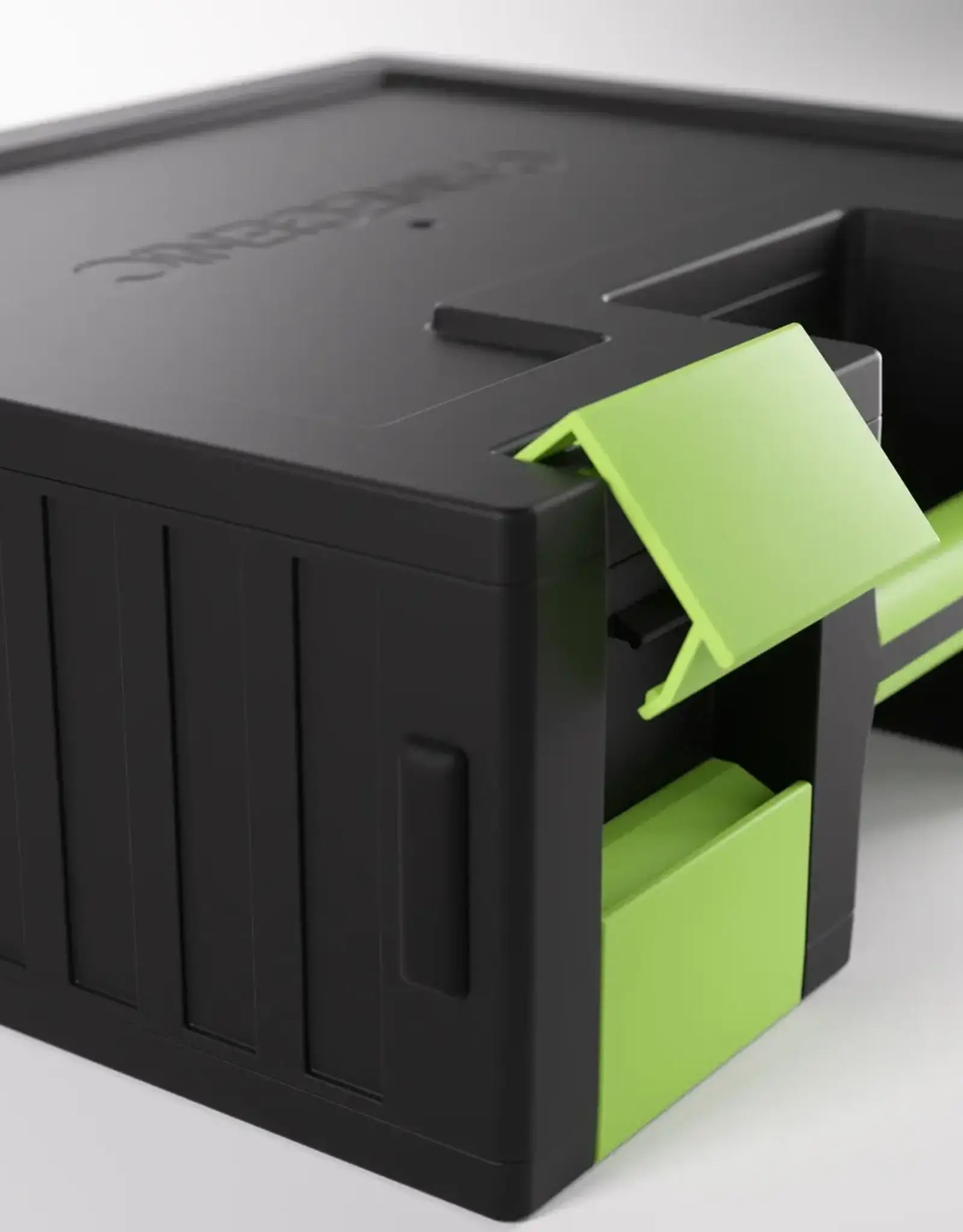 Game Castle Black & Green