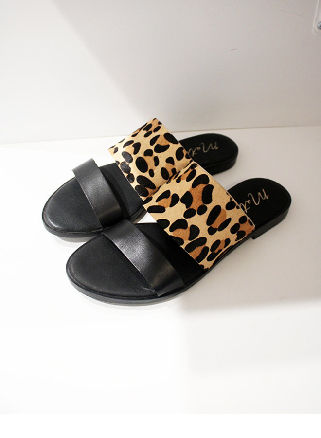 Minnie Leopard Sandal