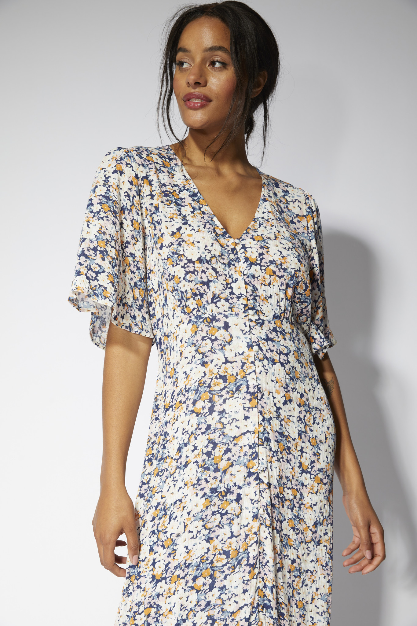 MinkPink - Ava Midi Dress - - Archer + 