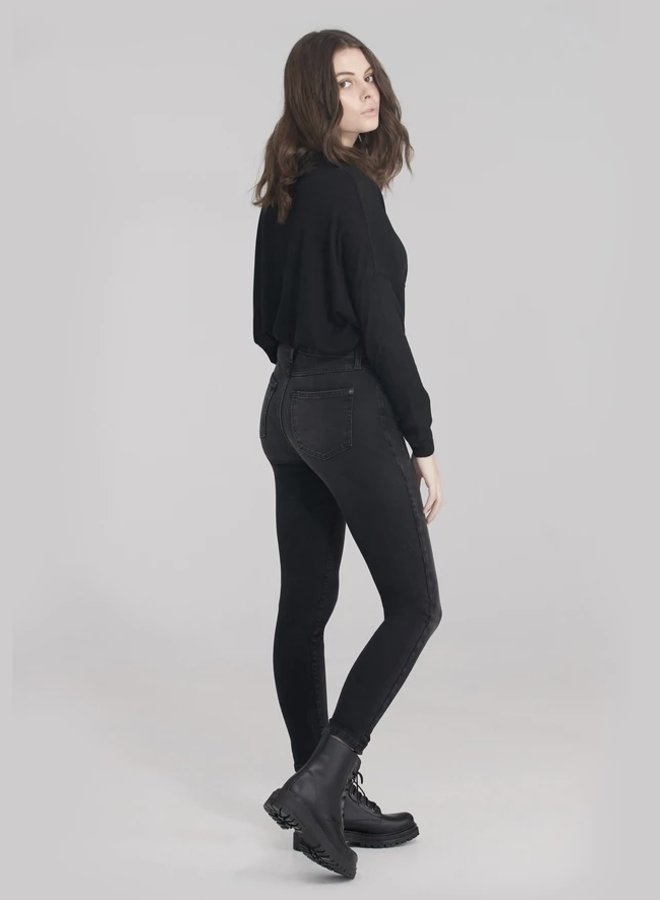 HIGH RISE / RACHEL SKINNY / BLACK PULL-ON / 30 INSEAM